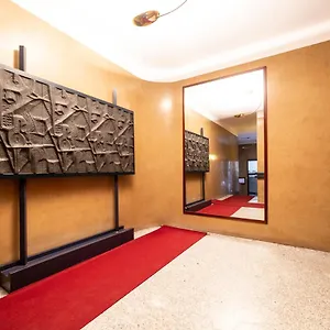 Loreto Elegant Flat , Milano Italia
