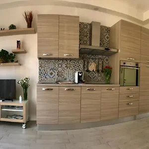 Locchi Suite_ Careggi/meyer/tramvia A Due Passi! , Firenze Italia